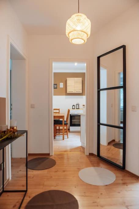 Central-Living Brown - Wifi - Netflix - 5 Pers Эссен Экстерьер фото